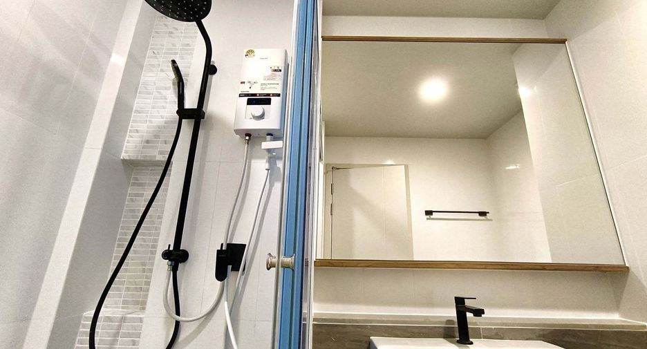 Wohnung zur Miete mit Studio in Khlong Toei, Bangkok