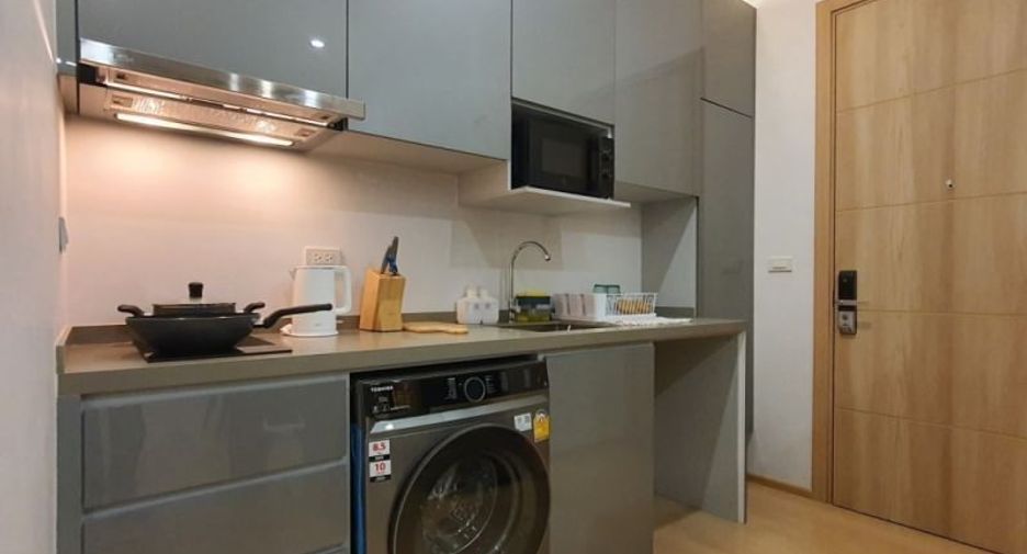 For rent 2 bedrooms condo in Chatuchak, Bangkok