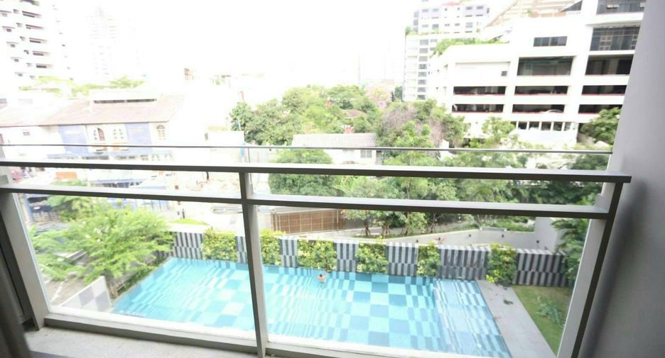À louer 2 chambres condo à Watthana, Bangkok