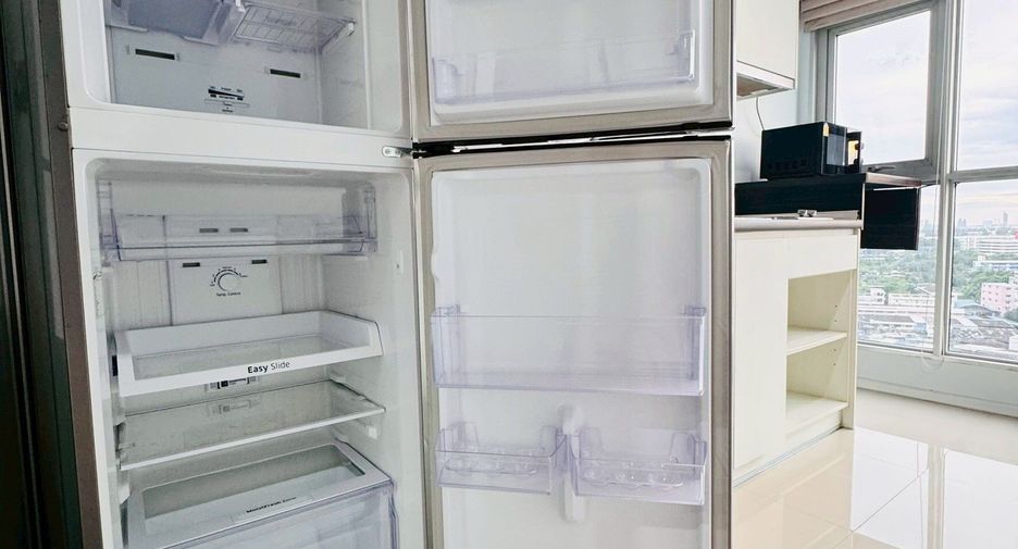 Condo en alquiler de 1 habitaciones en Khlong Toei, Bangkok