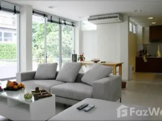 À louer 2 chambres appartement à Bang Rak, Bangkok