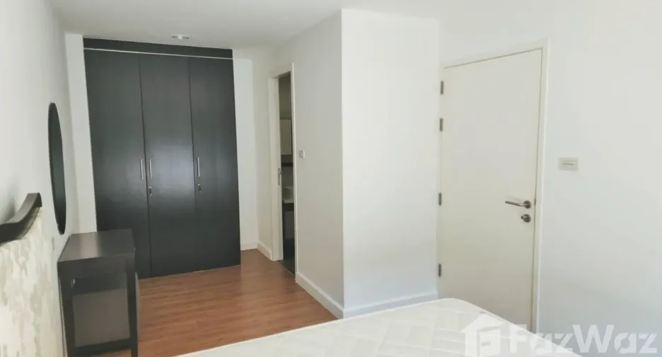 For rent 2 bedrooms condo in Phra Khanong, Bangkok