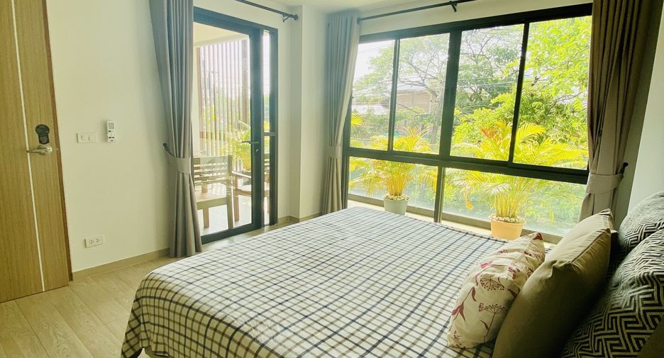 For rent 2 bedrooms apartment in Saphan Sung, Bangkok