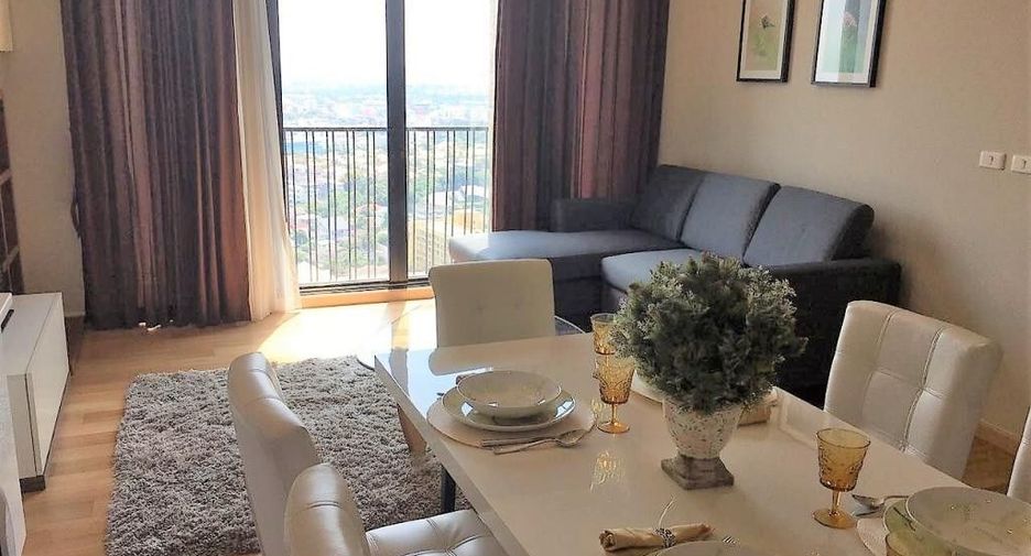 For rent 2 bedrooms condo in Khlong Toei, Bangkok
