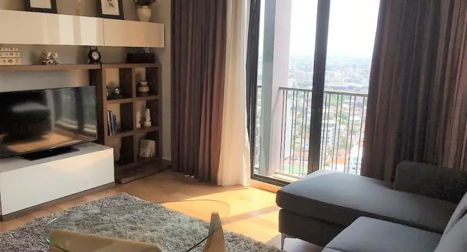 For rent 2 bedrooms condo in Khlong Toei, Bangkok