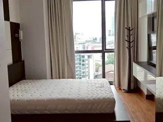 Condo en alquiler de 1 habitaciones en Phra Khanong, Bangkok