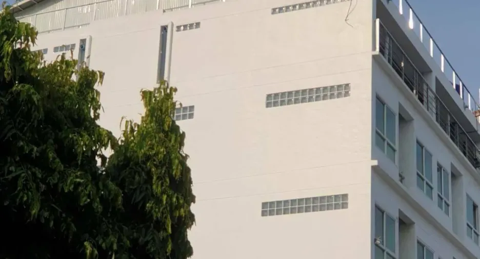 For rent 34 bedrooms retail Space in Phra Khanong, Bangkok