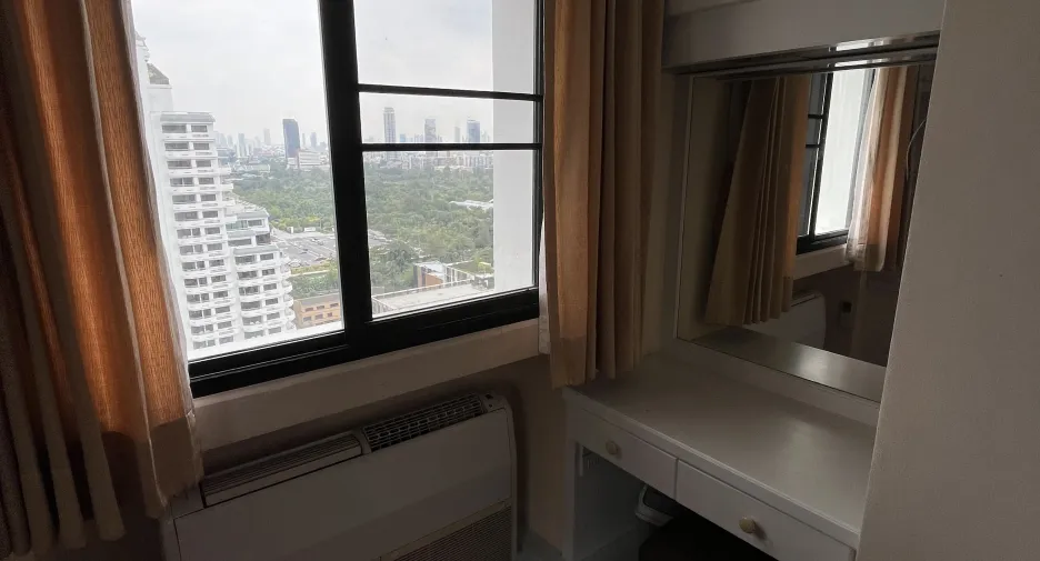 Wohnung zur Miete mit 2 Zimmer in Khlong Toei, Bangkok
