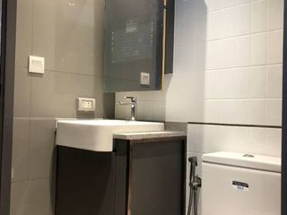 Wohnung zur Miete mit 2 Zimmer in Bang Rak, Bangkok