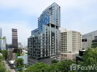 Apartamento en alquiler de 3 habitaciones en Khlong Toei, Bangkok