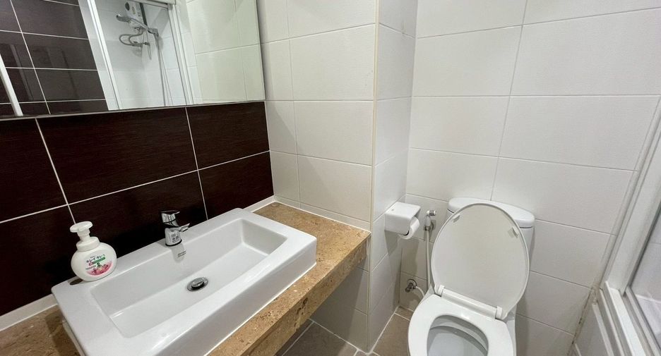For rent 1 bed condo in Watthana, Bangkok