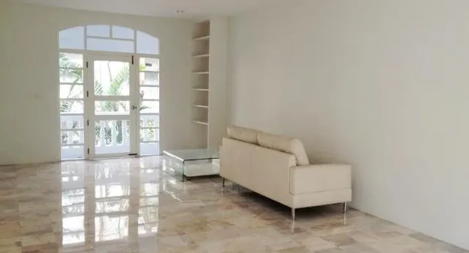 Wohnung zur Miete mit 3 Zimmer in Watthana, Bangkok