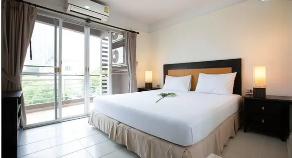 For rent 1 bed condo in Khlong Toei, Bangkok