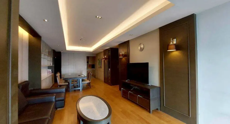 For rent 3 bedrooms condo in Khlong Toei, Bangkok