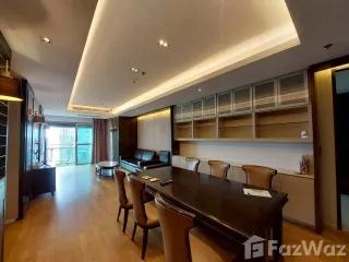 Wohnung zur Miete mit 3 Zimmer in Khlong Toei, Bangkok