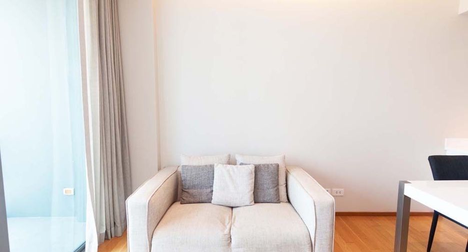 For rent 1 bed condo in Khlong Toei, Bangkok