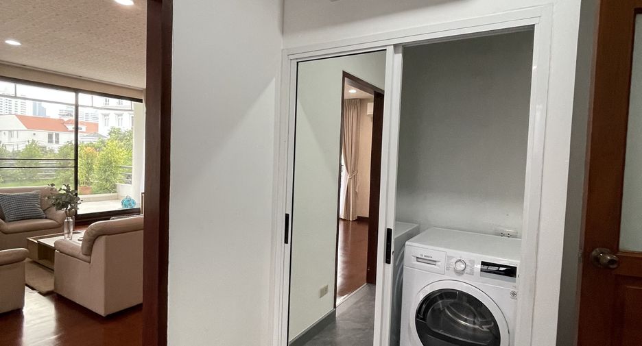 Wohnung zur Miete mit 2 Zimmer in Watthana, Bangkok