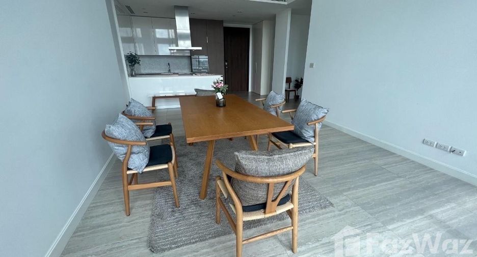 Condo en alquiler de 2 habitaciones en Pathum Wan, Bangkok
