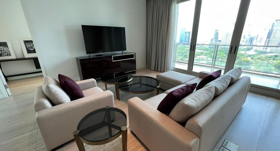 Condo en alquiler de 2 habitaciones en Pathum Wan, Bangkok