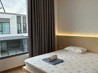出租 3 卧室 独立屋 在 Bang Phli, Samut Prakan