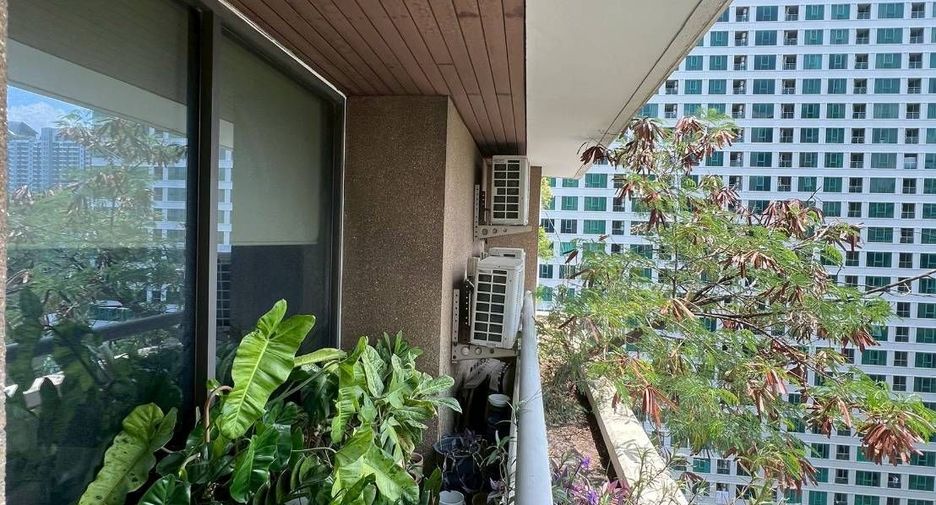 ให้เช่า 3 ห้องนอน คอนโด ใน วัฒนา, กรุงเทพฯ