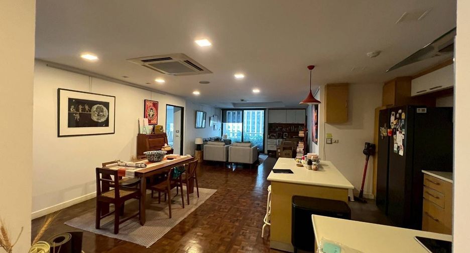 ให้เช่า 3 ห้องนอน คอนโด ใน วัฒนา, กรุงเทพฯ