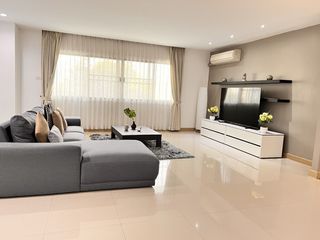 ให้เช่า 3 ห้องนอน อพาร์ทเม้นท์ ใน วัฒนา, กรุงเทพฯ