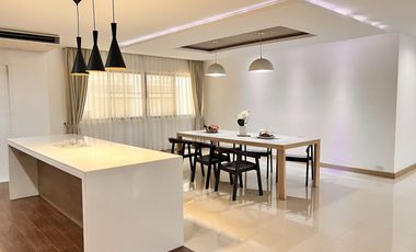 For rent 3 bedrooms apartment in Watthana, Bangkok