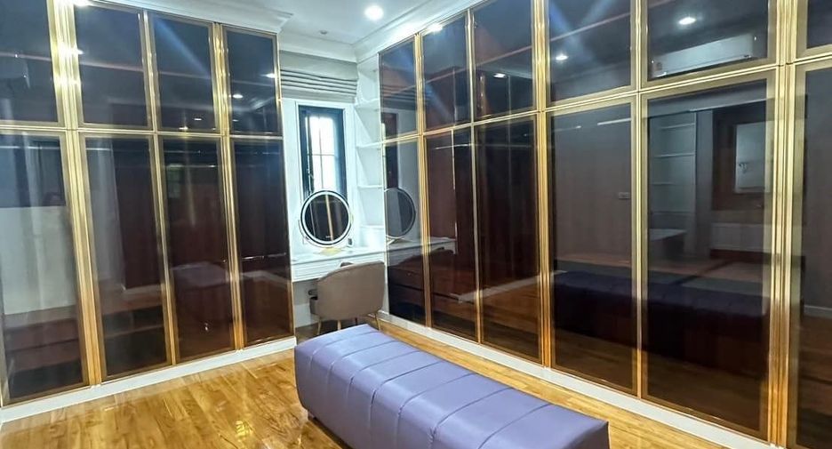 出租 6 卧室 独立屋 在 Yan Nawa, 曼谷
