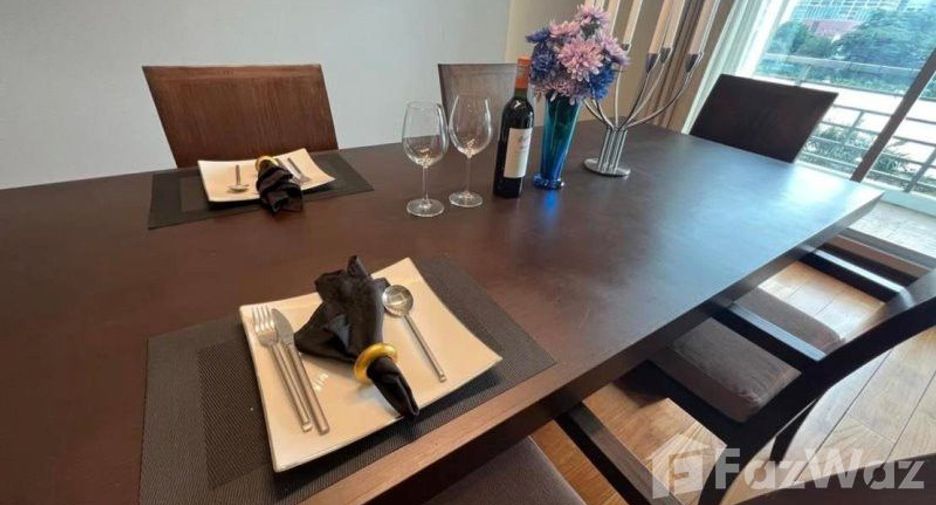 Condo en alquiler de 4 habitaciones en Pathum Wan, Bangkok