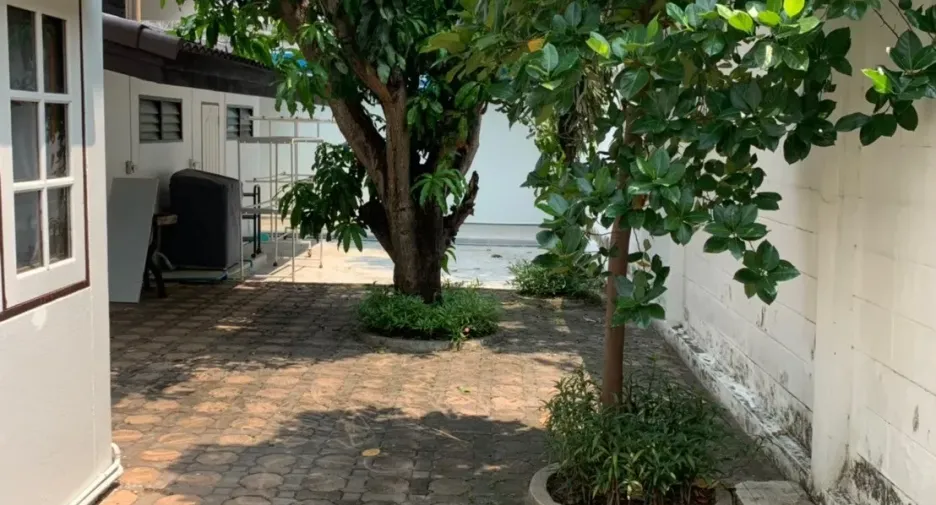 Casa en alquiler de 4 habitaciones en Suan Luang, Bangkok