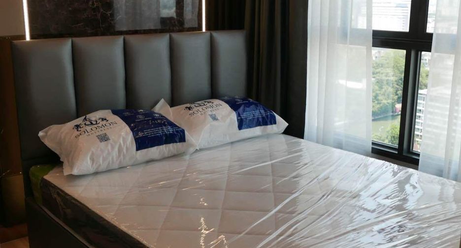 For rent 1 bed condo in Bang Kapi, Bangkok