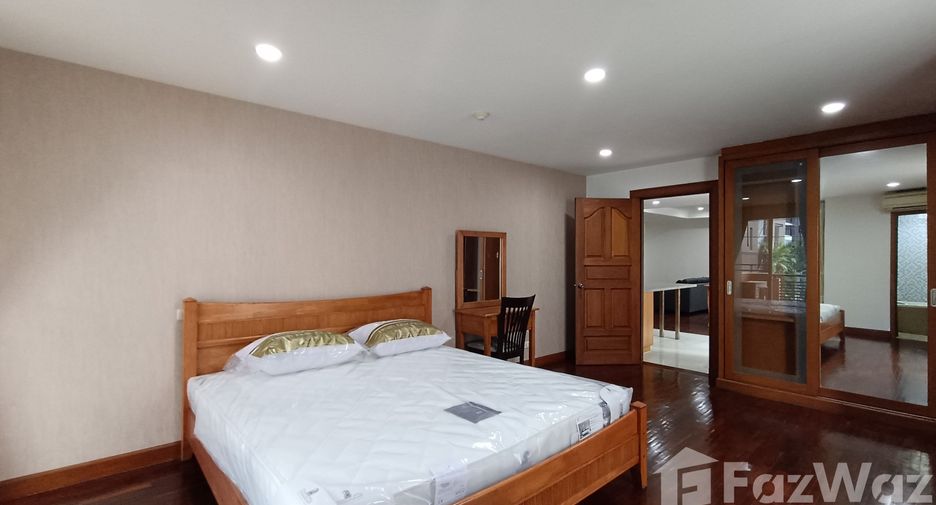 For rent 2 bedrooms apartment in Pathum Wan, Bangkok