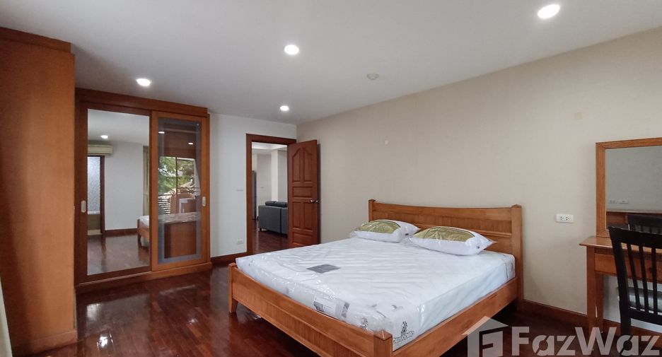 For rent 2 bedrooms apartment in Pathum Wan, Bangkok