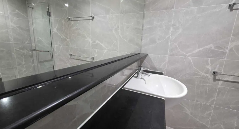 For rent 4 bedrooms condo in Sathon, Bangkok