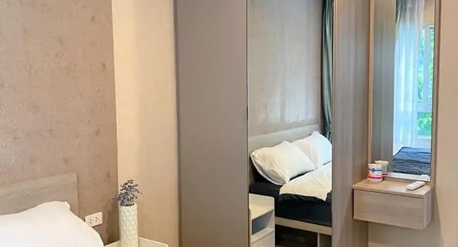 For rent 2 bedrooms condo in Chatuchak, Bangkok