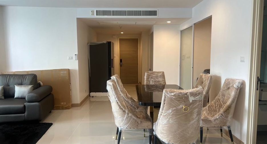 Wohnung zur Miete mit 3 Zimmer in Yan Nawa, Bangkok