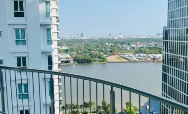 For rent 3 bedrooms condo in Yan Nawa, Bangkok