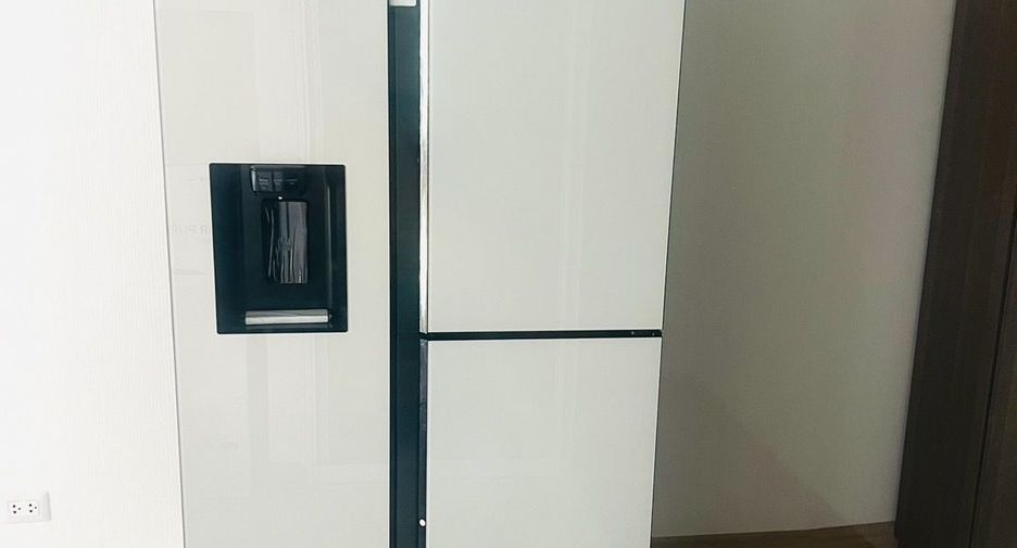 Wohnung zur Miete mit 3 Zimmer in Yan Nawa, Bangkok