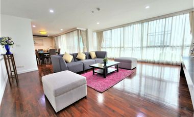For rent 3 bedrooms condo in Sathon, Bangkok