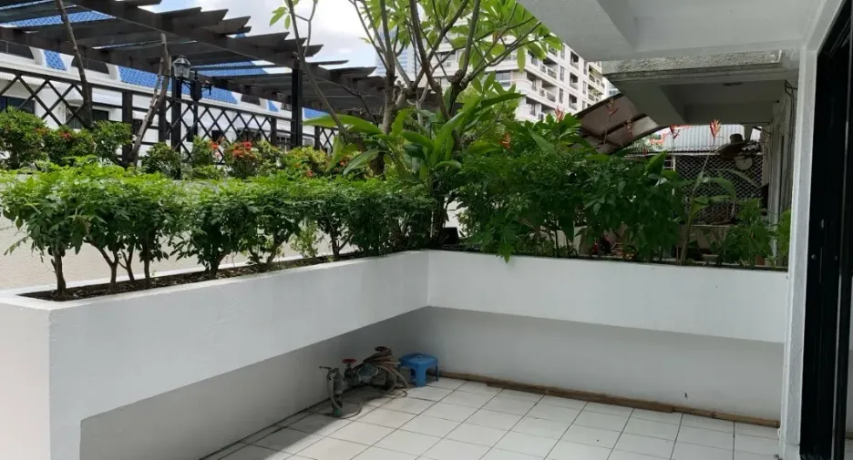 ให้เช่า 3 ห้องนอน คอนโด ใน วัฒนา, กรุงเทพฯ
