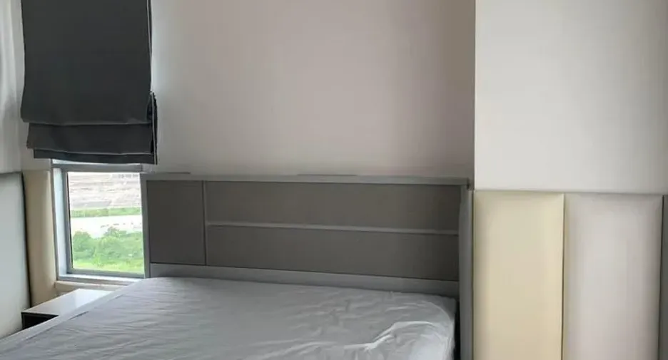 For rent 2 bedrooms condo in Huai Khwang, Bangkok