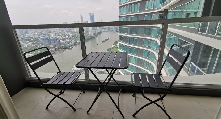 For rent 3 bedrooms condo in Bang Kho Laem, Bangkok