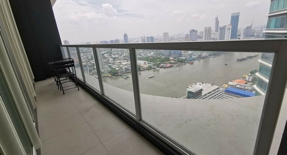 For rent 3 bedrooms condo in Bang Kho Laem, Bangkok