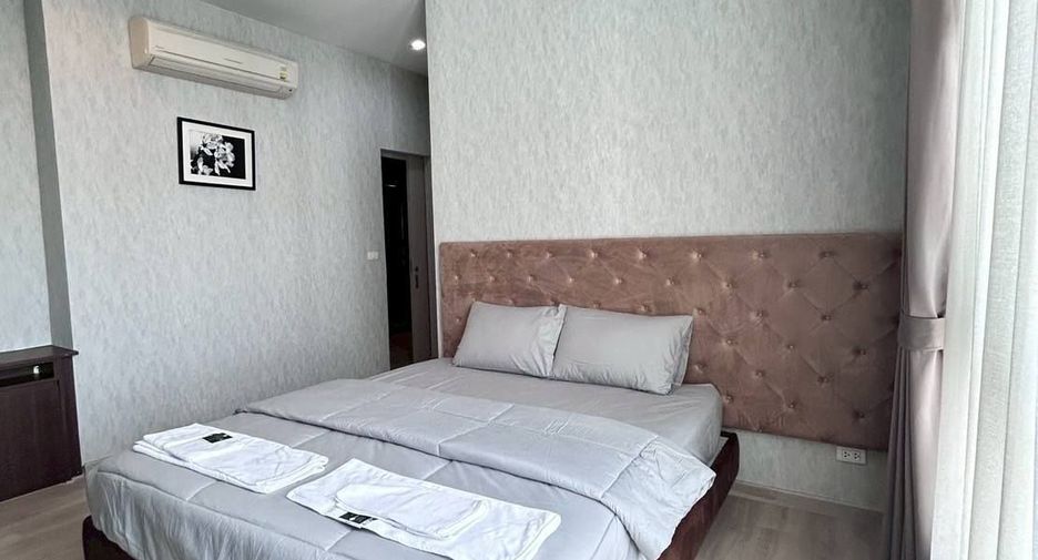 For rent 4 bedrooms condo in Watthana, Bangkok