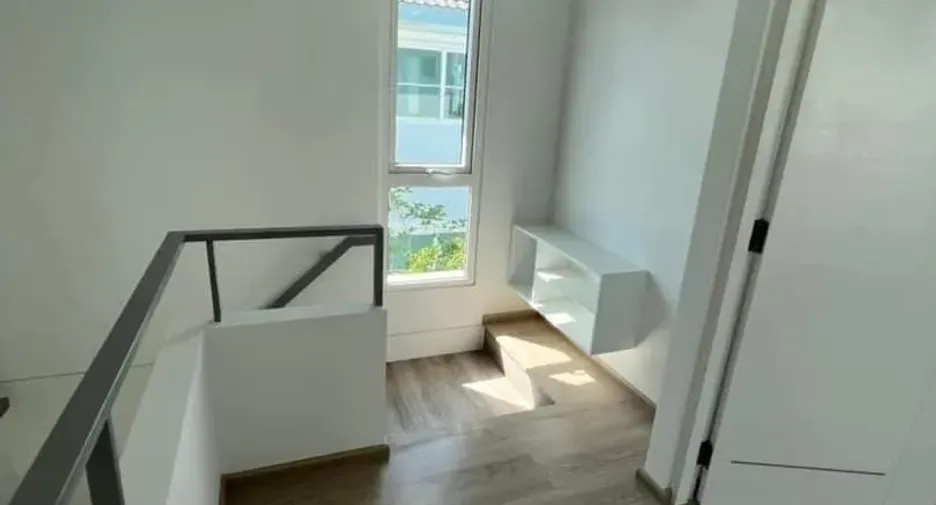 For rent 3 bedrooms house in Lat Krabang, Bangkok