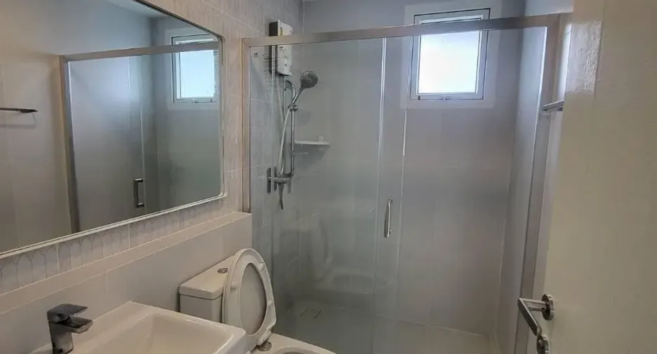 For rent 3 bedrooms house in Lat Krabang, Bangkok