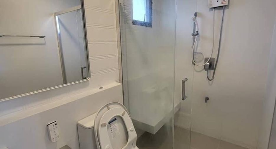 For rent 3 bedrooms house in Lat Krabang, Bangkok
