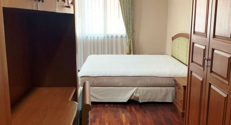 Condo en alquiler de 3 habitaciones en Watthana, Bangkok