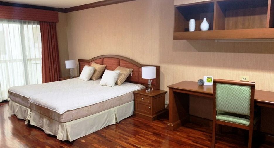 Condo en alquiler de 3 habitaciones en Watthana, Bangkok